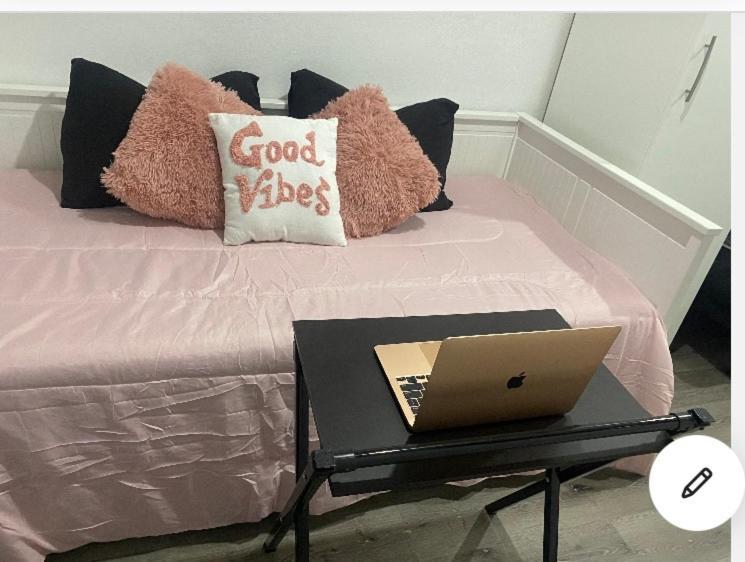 Tiny Place W Private Hot Jacuzzi 7 Min To Miami International Airport Exterior foto