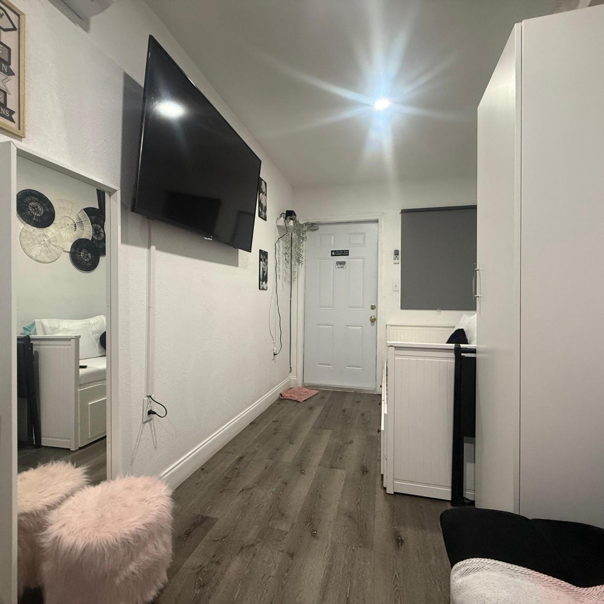 Tiny Place W Private Hot Jacuzzi 7 Min To Miami International Airport Exterior foto